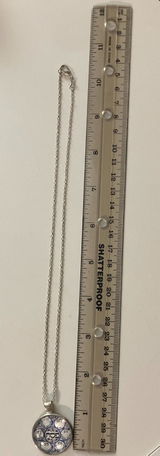 D.E. review photo