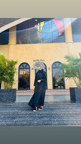 Bushra Naushad review photo