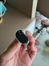 V.N. review photo