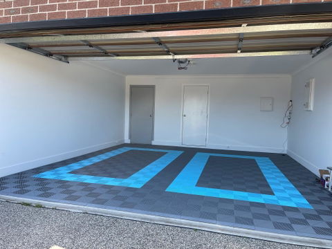 ModuFlex AirRib Garage Floor Tile – Sky Blue