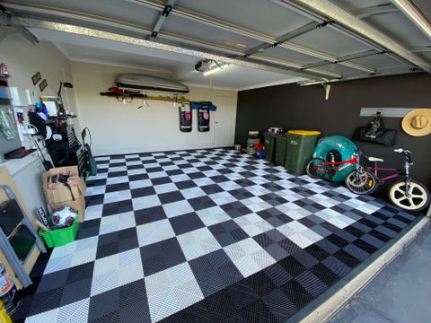ModuFlex AirRib Garage Floor Tile – Arctic White