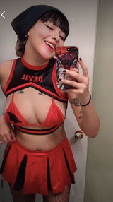 Hailey review photo