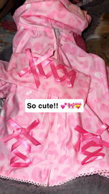 Ariana review photo