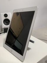 YAN LAP LI review photo