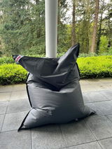 Max review photo