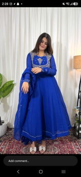 Bhavika Chogle review photo