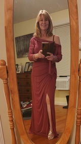 Selena Galsworthy review photo