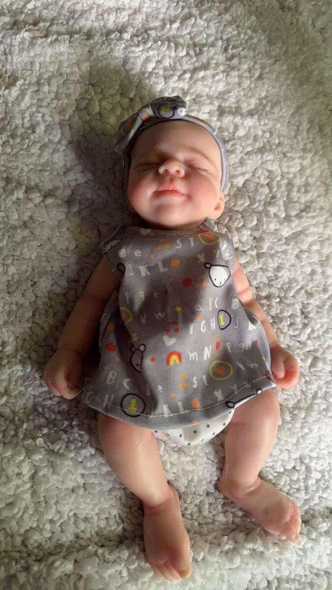 30cm Cute Full Silicone Pascale Reborn Doll Girl In Gray Letter Print Outfits