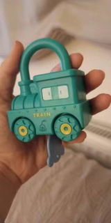A.L. review photo