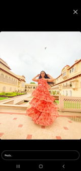 Mouna review photo