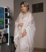 Pragya Shrivastava review photo
