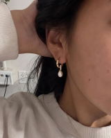 Iris P. review photo