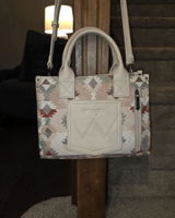 Karen Laiosa Erickson review photo