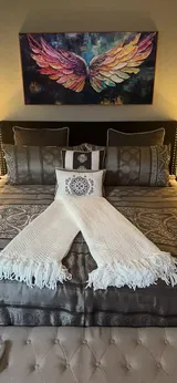 James House review photo