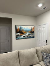 M**E review photo