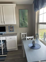 Lainie review photo