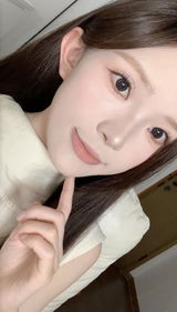 L. review photo