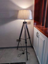 Loni review photo