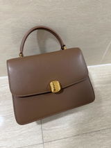 Trisha Ev review photo