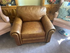 393 Series Leather Chair