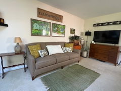 Moore's Furniture