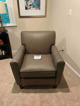 Theresa Weiss review photo