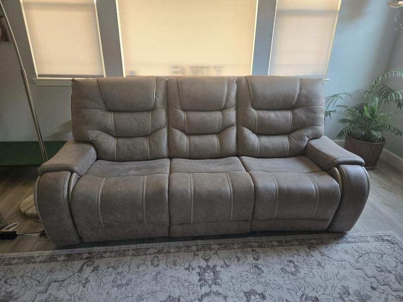 Ted B review photo