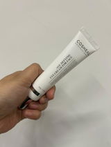 Aubrey review photo
