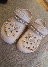 Suzanne review photo
