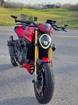R.S. review photo