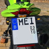 M. review photo