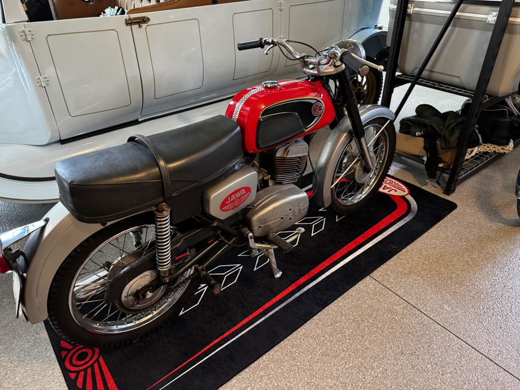 Custom Motorcycle Pit Mat