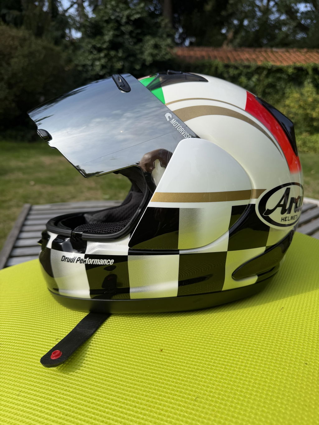 Viseira para ARAI - DEBUT / RX7GP / RX7 / RR5 / RC / ASTRO-IQ / RAPIDE-IR / AXCES II III / Rebelde / QUANTUM-ST J / ST PRO CHASER-V Pro / V CORSAIR-V / RX-Q