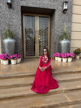Isha rastogi review photo