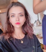 N**y review photo