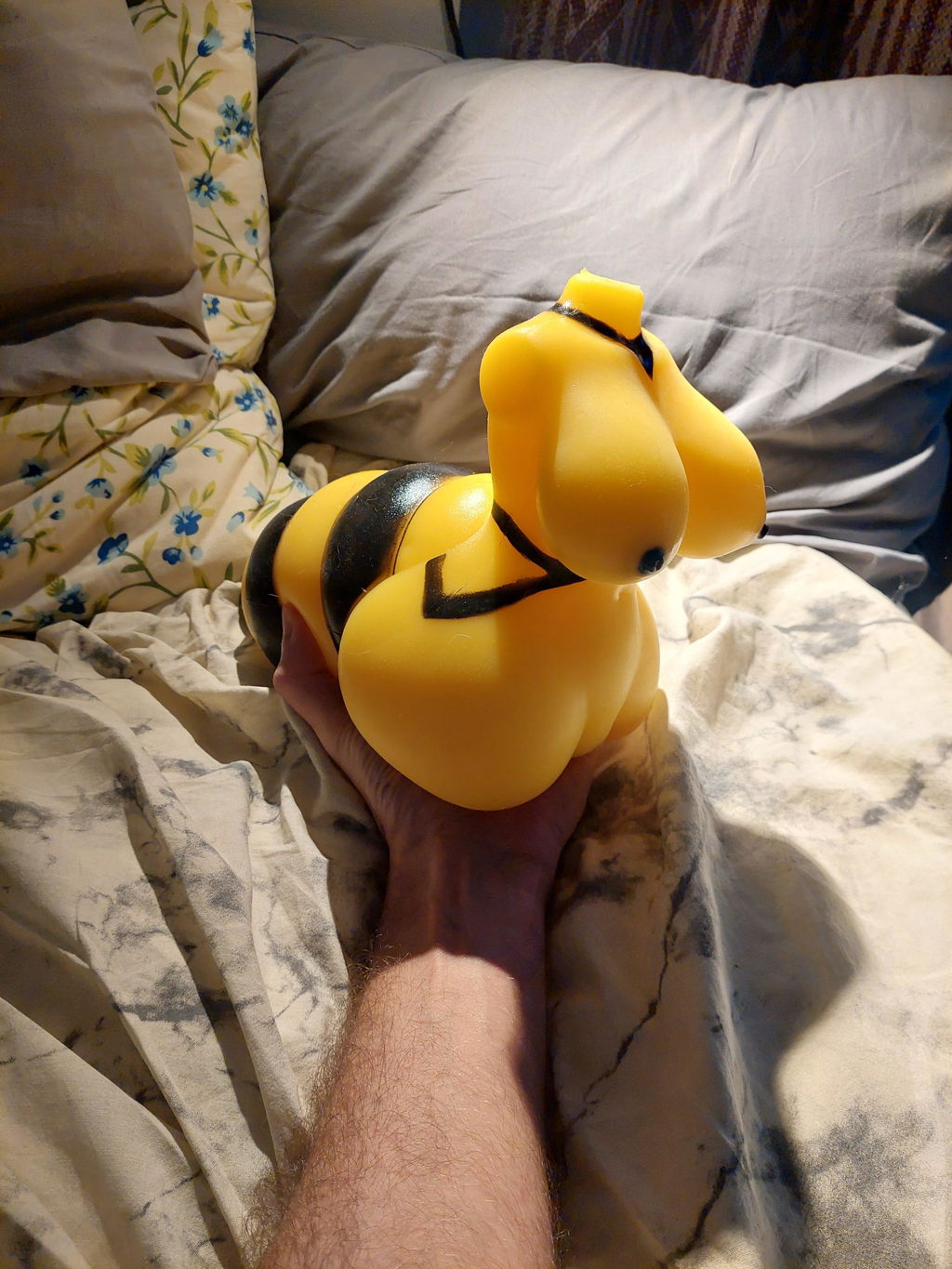 Apini: The Contest-Winning Bumblebee Pokemon Sex Doll