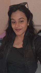 Surbhi KS review photo