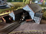 Kenneth Hopkins review photo