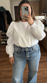 Amelia H review photo