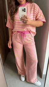 Violet T review photo