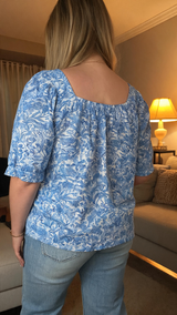 Ava G review photo