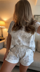 Mila Q review photo