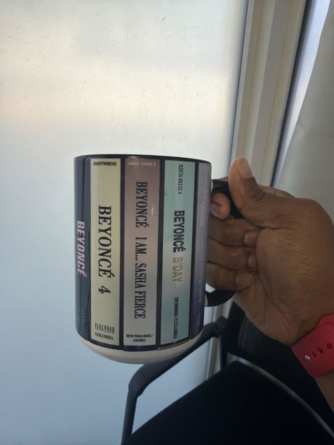 Beyoncé Albums Cassette Collection Retro Accent Edge-to-Edge Printed Mug