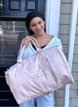 Mia review photo