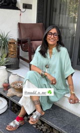 Shikha Puri review photo