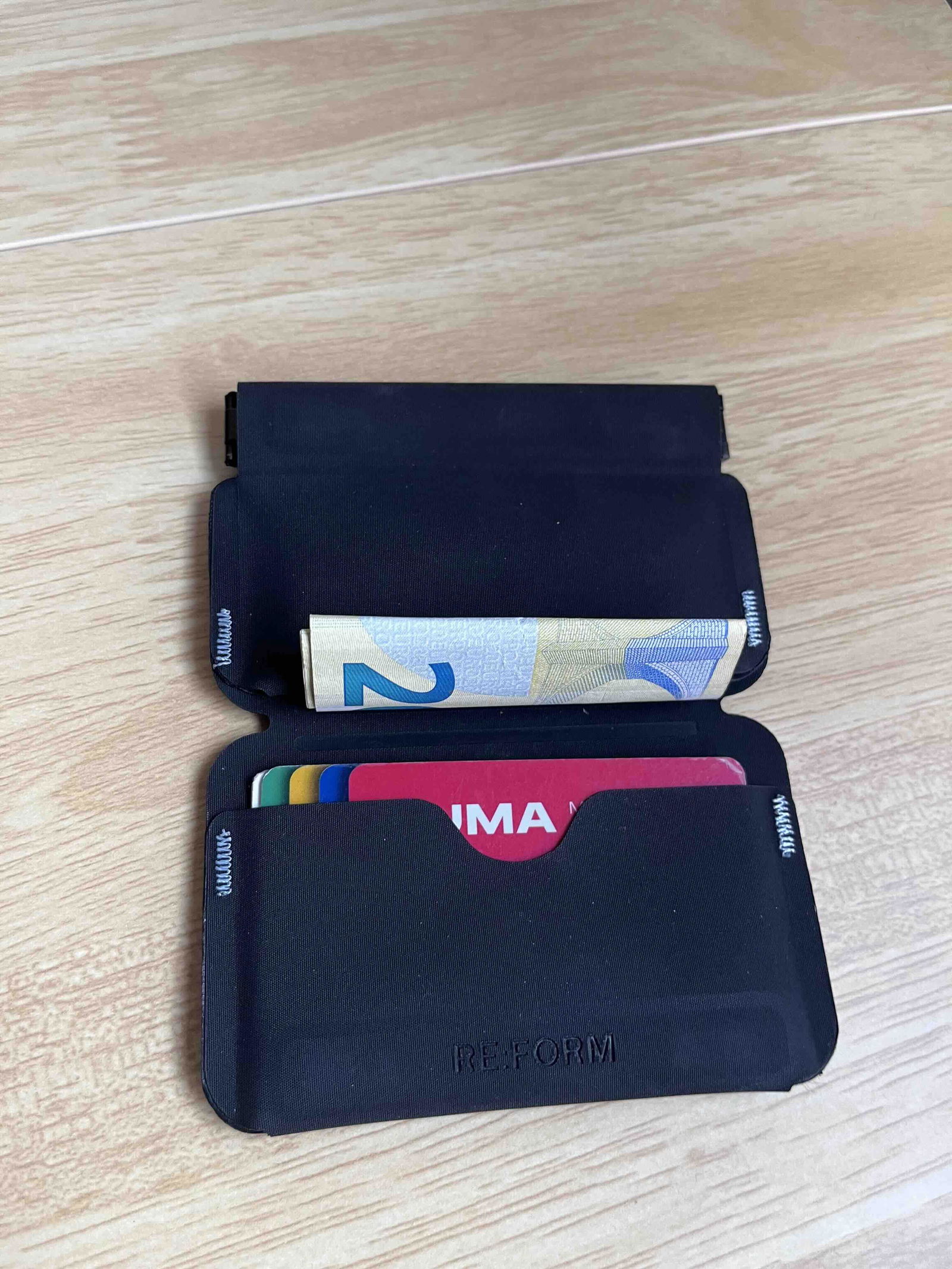 Re:Form RE:01 Coin Sleeve Wallet – Mukama