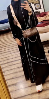 Ayesha Ali review photo