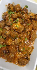 Asma Al Harthy review photo