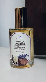 Akansha review photo