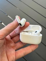 Marcos Ormazaval review photo